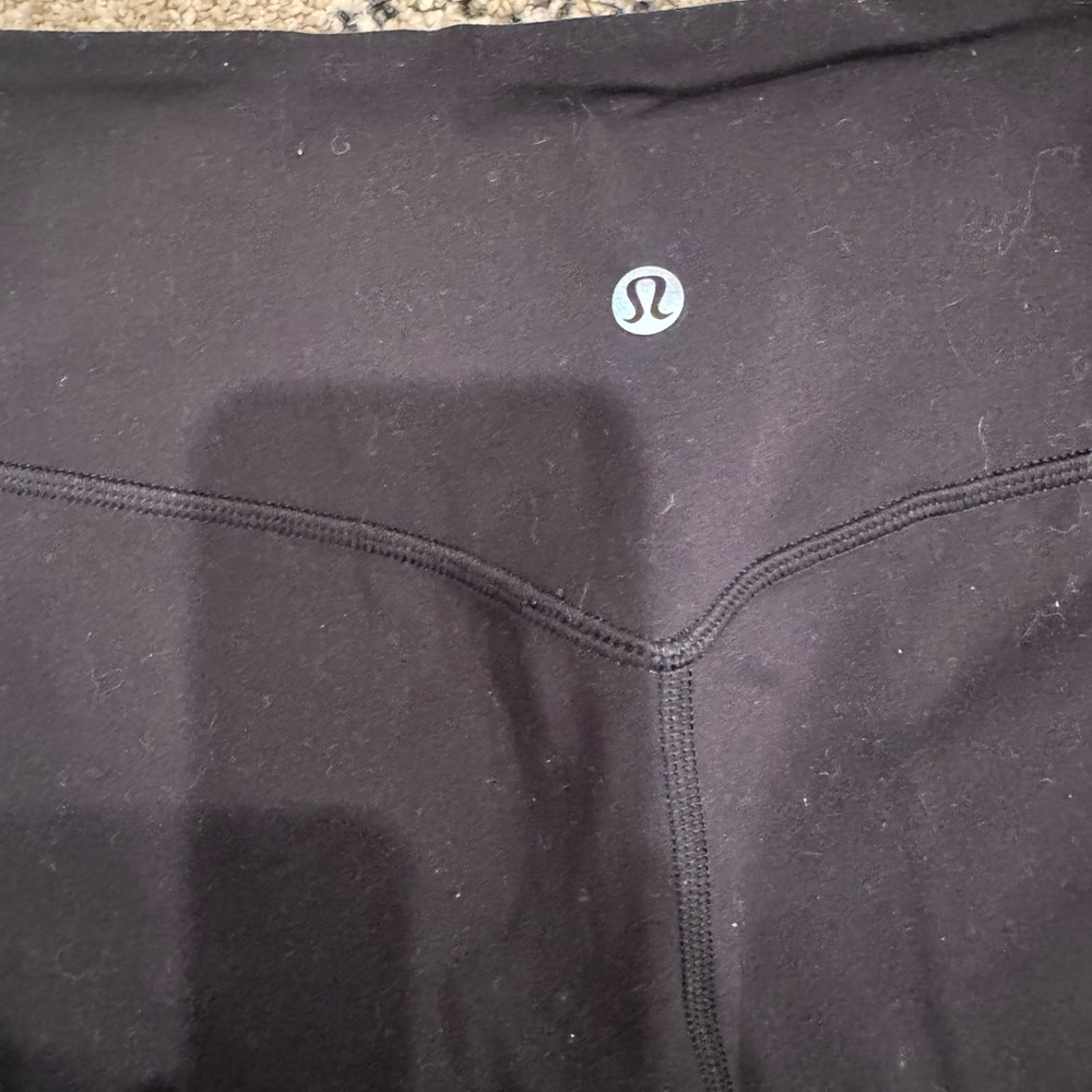 Lululemon black align joggers size 6 - Picture 5 of 6